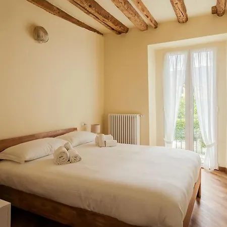 Casa Regina Margherita - Lussuoso Vista Con Parcheggio E Aria Condizionata Apartament