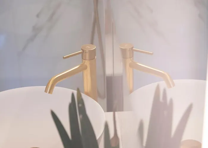 Casa Regina Margherita - Lussuoso Vista Con Parcheggio E Aria Condizionata * Carate Urio