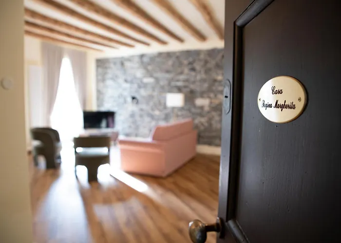 Casa Regina Margherita - Lussuoso Vista Con Parcheggio E Aria Condizionata Carate Urio